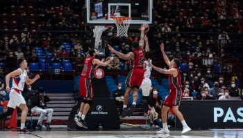 Olimpia Milano-Anadolu Efes Eurolega 2021-2022 playoff gara 2